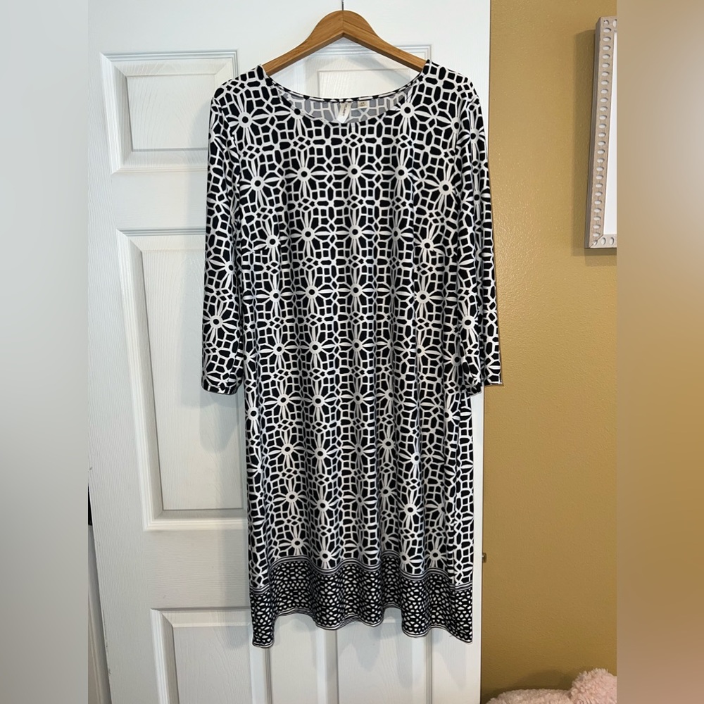 Tacera Black and White Geometric Midi Dress